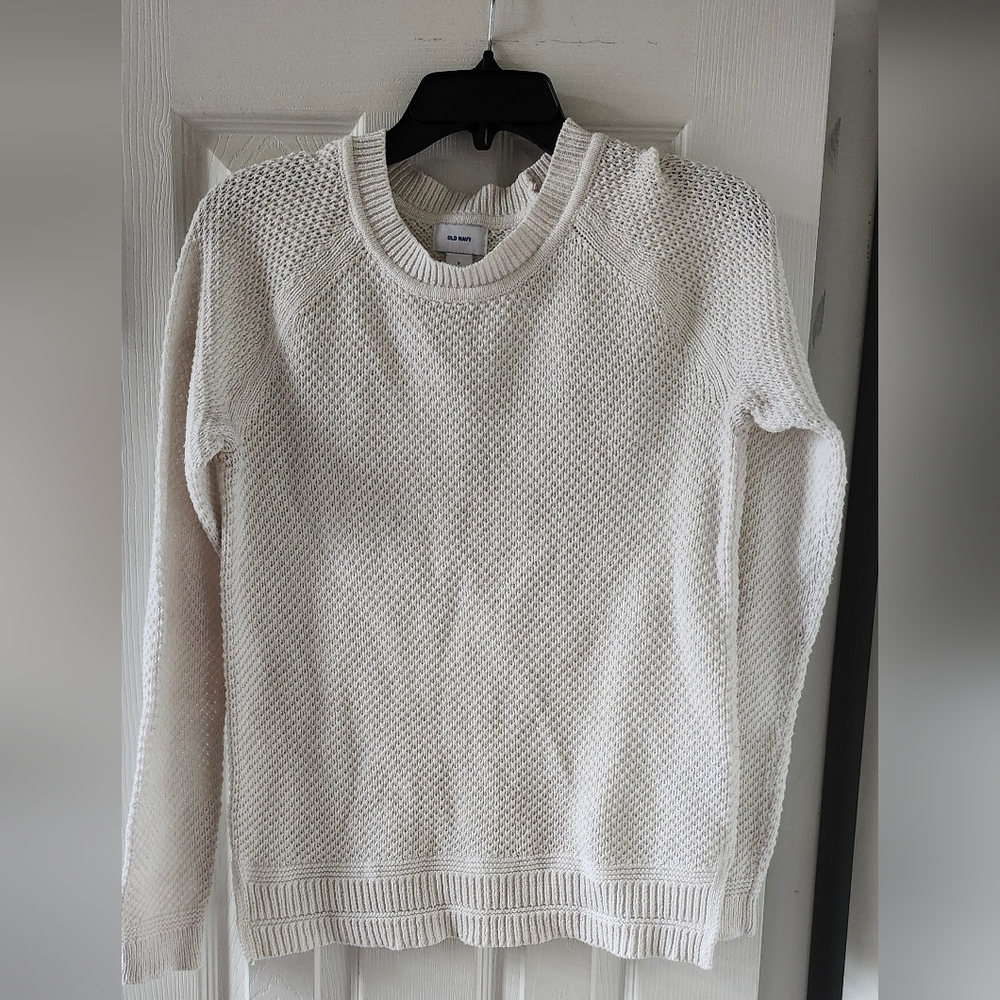 Old Navy Classic White Knitted Sweater